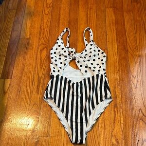 One Piece Swim